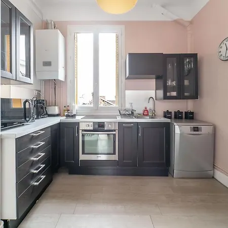 Le Larbaud - Calme Et Lumineux En Centre