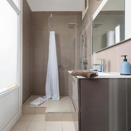 Apartment Le Larbaud - Calme Et Lumineux En Centre Vichy