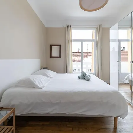 Le Larbaud - Calme Et Lumineux En Centre Apartamento