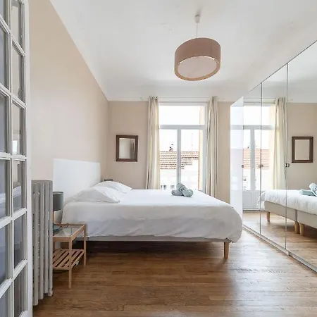 Le Larbaud - Calme Et Lumineux En Centre Apartamento *