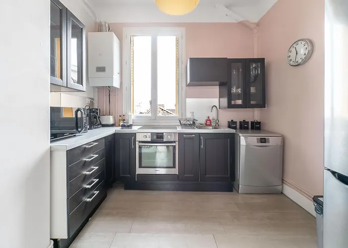 Le Larbaud - Calme Et Lumineux En Centre