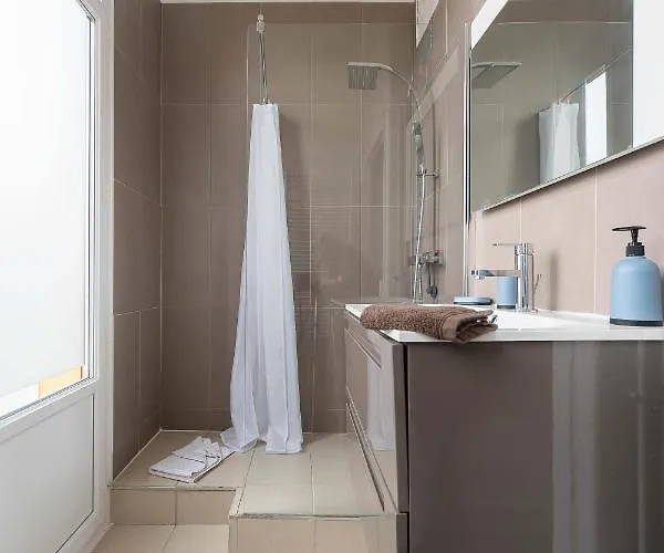 Daire Le Larbaud - Calme Et Lumineux En Centre Vichy