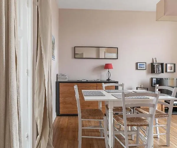 Le Larbaud - Calme Et Lumineux En Centre Daire