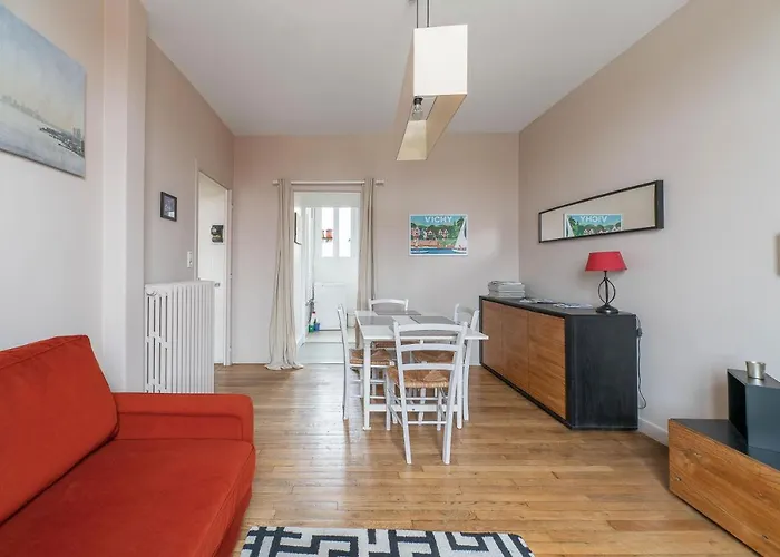 Le Larbaud - Calme Et Lumineux En Centre Vichy