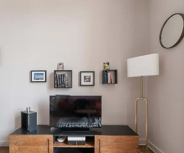 Le Larbaud - Calme Et Lumineux En Centre Daire *