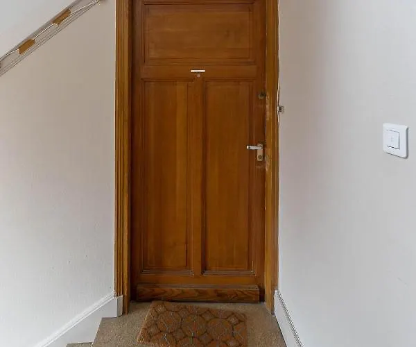 Le Larbaud - Calme Et Lumineux En Centre